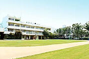 【小学校】板橋区立蓮根第二小学校まで2302ｍ