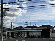 【コンビニエンスストア】ファミリーマート茨木沢良宜浜店まで586ｍ
