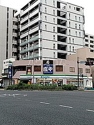 [周辺] 【コンビニエンスストア】ファミリーマート横浜吉野町駅前店まで324ｍ