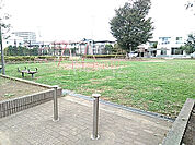【公園】なかよし公園まで796ｍ