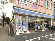 【コンビニエンスストア】ローソン 八千代中央駅前店まで1219ｍ