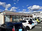 【コンビニエンスストア】セブン-イレブン 豊川末広通4丁目店まで631ｍ