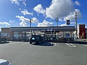 【コンビニエンスストア】セブン-イレブン 豊川千歳通3丁目店まで697ｍ