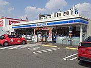 【コンビニエンスストア】ローソン 豊川東名店まで812ｍ