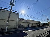 【スーパー】サンディ 太秦天神川店まで131ｍ