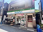 【コンビニエンスストア】ファミリーマート 鈴木石川町店まで298ｍ
