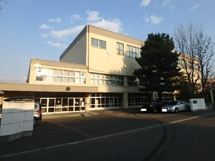 画像17:幌東中学校(中学校)まで445m