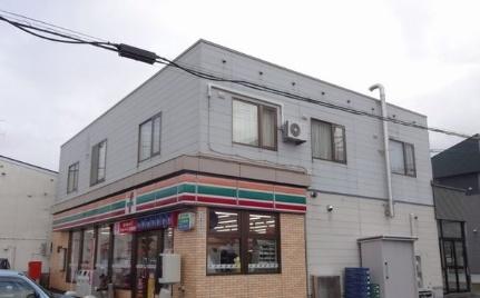 画像14:セブンイレブン岩見沢北2条店(コンビニ)まで900m