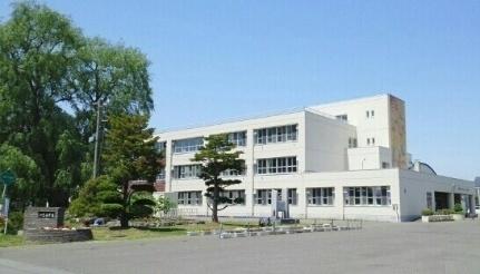 画像13:深川市立一已小学校(小学校)まで300m