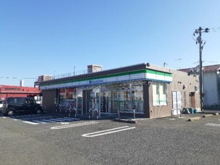 画像14:ファミリーマート古川大江向店(コンビニ)まで900m