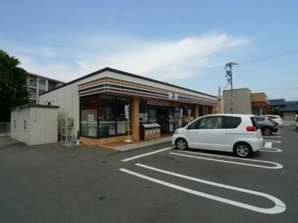 画像14:セブン−イレブン金沢駅西本町3丁目店(コンビニ)まで636m