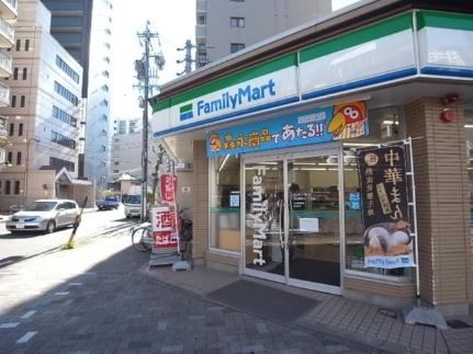 画像16:ファミリーマート名古屋新栄二丁目店(コンビニ)まで588m