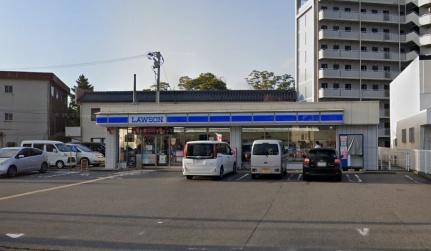 画像8:ローソン鳥取天神町店(コンビニ)まで676m
