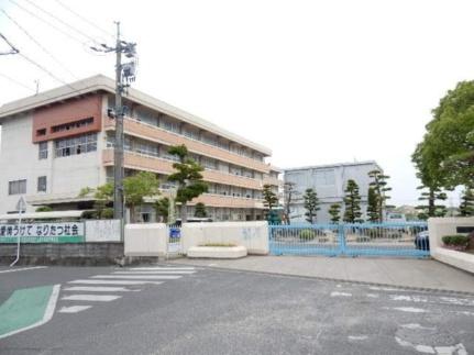 岡山市立平福小学校(小学校)まで294m