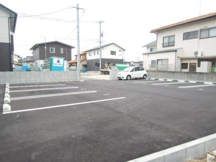 画像11:駐車場