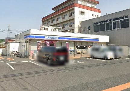 ローソン岡山横井上店(コンビニ)まで923m