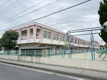 画像13:瀬戸内市立邑久小学校(小学校)まで431m