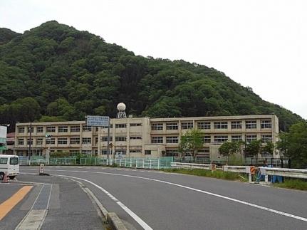 画像16:尾道市立御調中央小学校(小学校)まで1600m