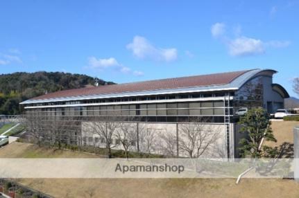 画像18:東広島市立中央図書館(図書館)まで247m