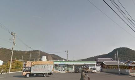 画像17:ファミリーマート高松西ハゼ町店(コンビニ)まで108m