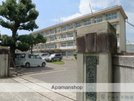 画像18:松山北高等学校(高校・高専)まで824m