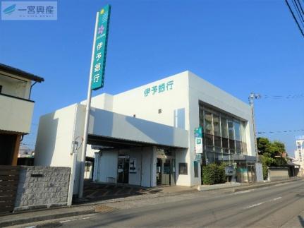 画像17:伊予銀行椿支店(銀行)まで253m